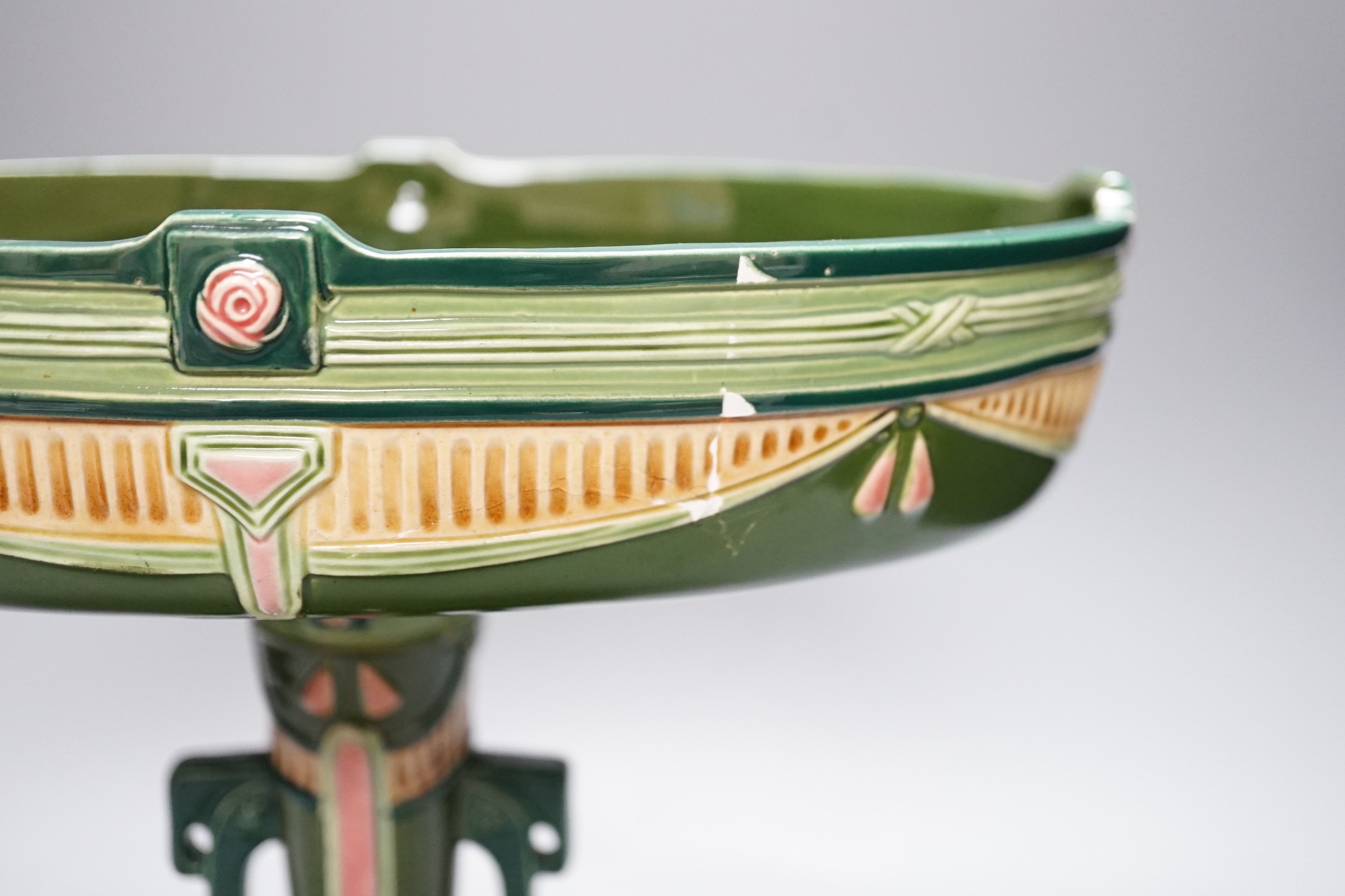 An Eichwald pottery centrepiece (a.f) 27cm